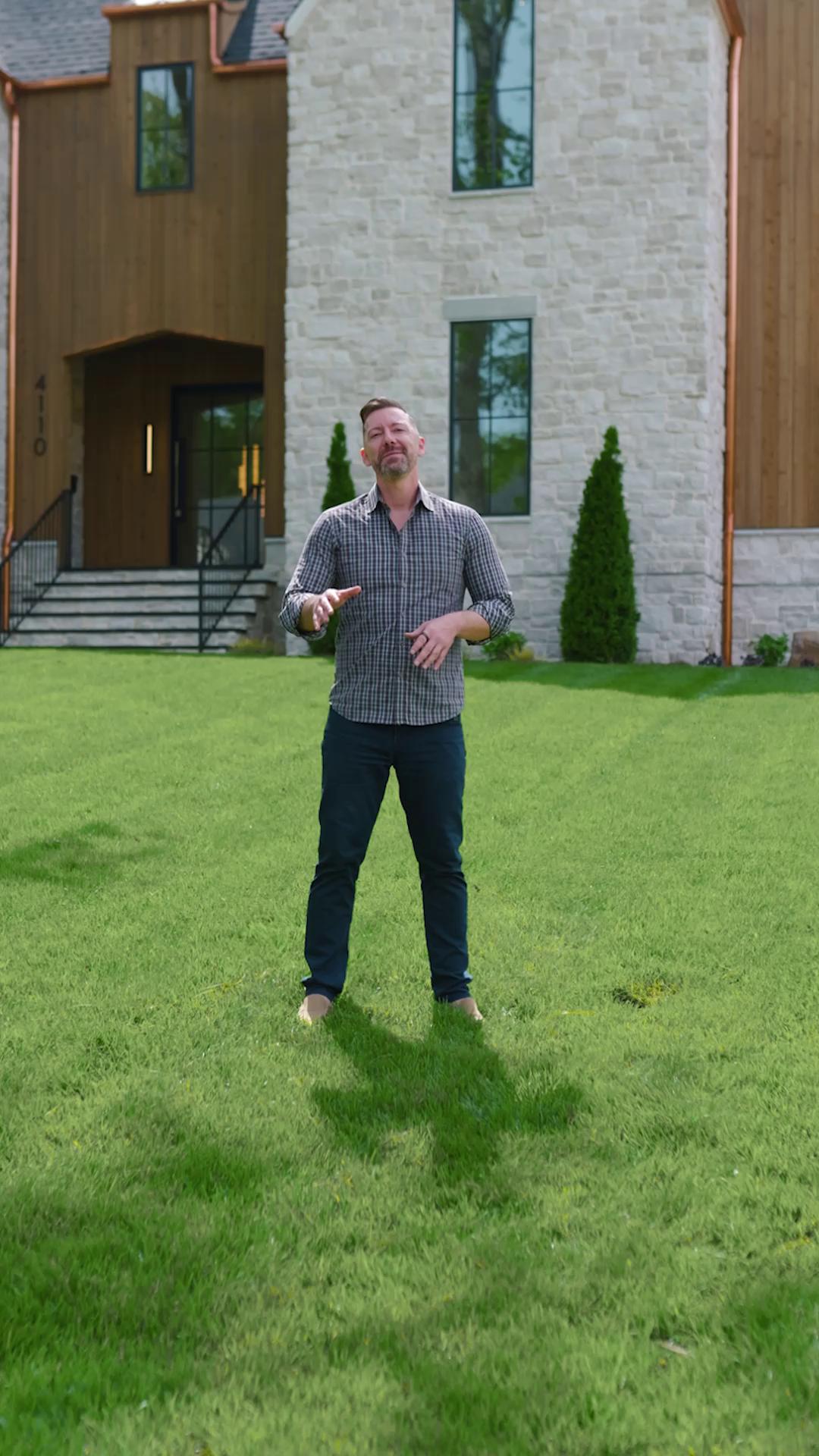 Charlotte agents—this one’s for you.

Broker’s Open TOMORROW
4110 Melchor Ave, Charlotte, NC 28211
9:00–11:30 AM

☕️ Coffee on us
🎟 $500 RH gift card raffle

See you there.