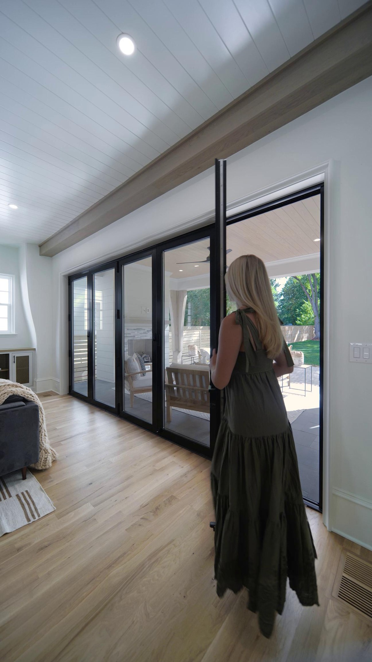 Spring has sprung! 🌿☀️ Throw open those windows and let the fresh air fill your home. There’s nothing like a little sunshine to make every day brighter. Who else is loving this season? #pikeproperties #SpringVibes