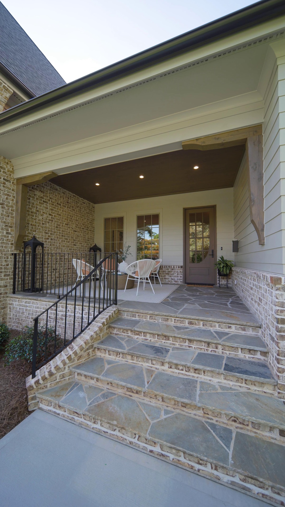 Timeless, warm, and effortlessly beautiful. 🏡✨

The Kenmore features elegant curves, classic brick, and a front porch perfect for sipping your morning coffee ☕.